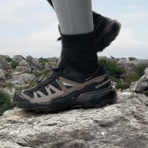 Trekking Shoes